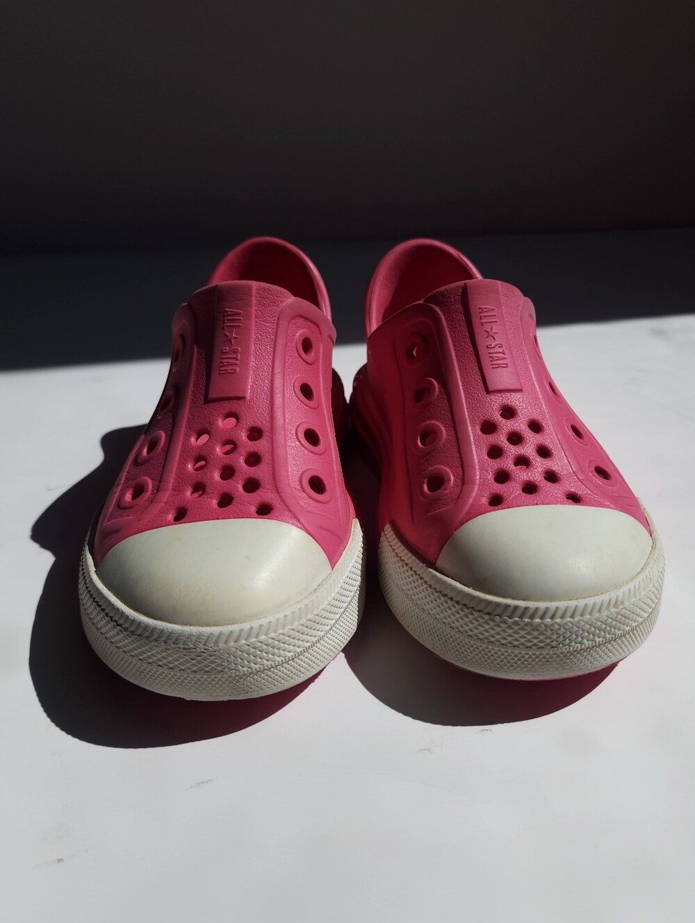 Converse All Star Pink Slip-On Toddler 9 Water Shoes Lightweight Low Top Crocs - Picture 3 of 11